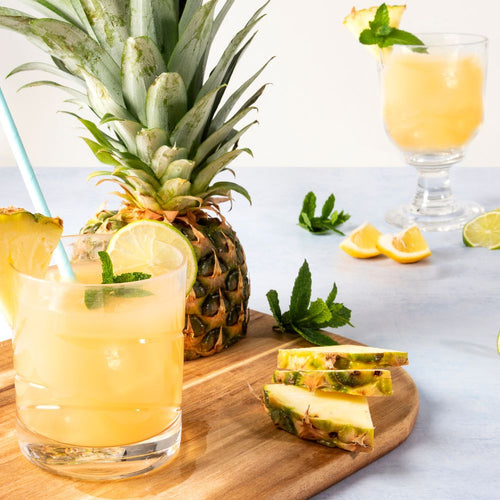 Ananas: Ananasjuice giver friskhed og glød til din ansigtshud - Naturelle.dk