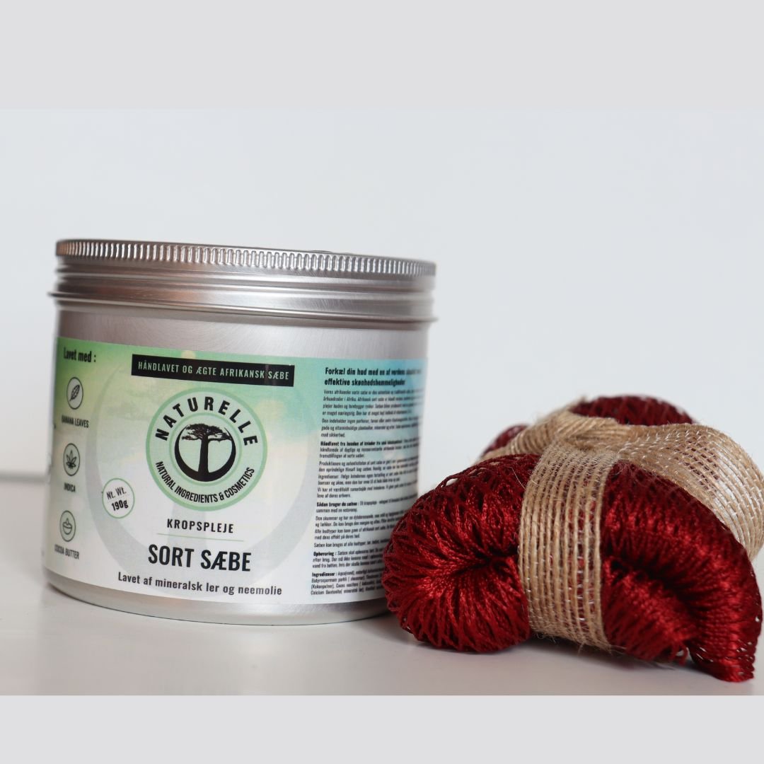 1 stk. sort sæbe til kropspleje + netsvamp i egyptisk bomuld - øko & vegan 190g - Naturelle.dk