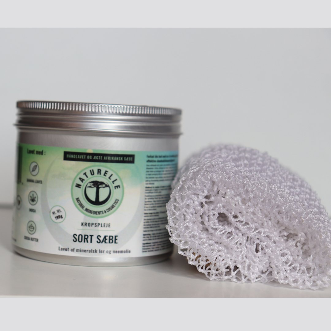 1 stk. sort sæbe til kropspleje + netsvamp i nylon og bomuld - øko & vegan 190g - Naturelle.dk