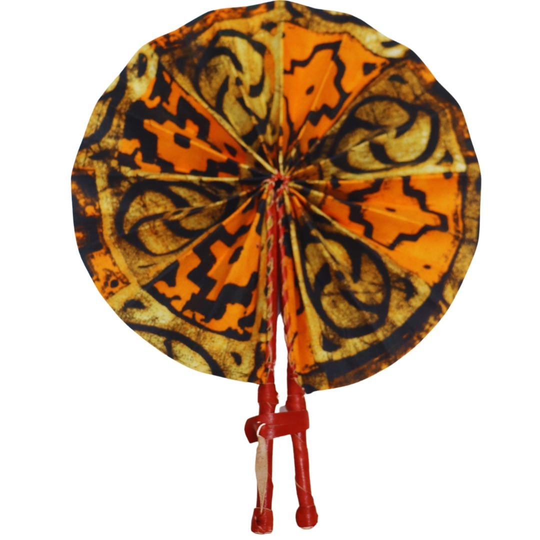 Håndlavet vifte i flot afrikansk stof - Naturelle.dk