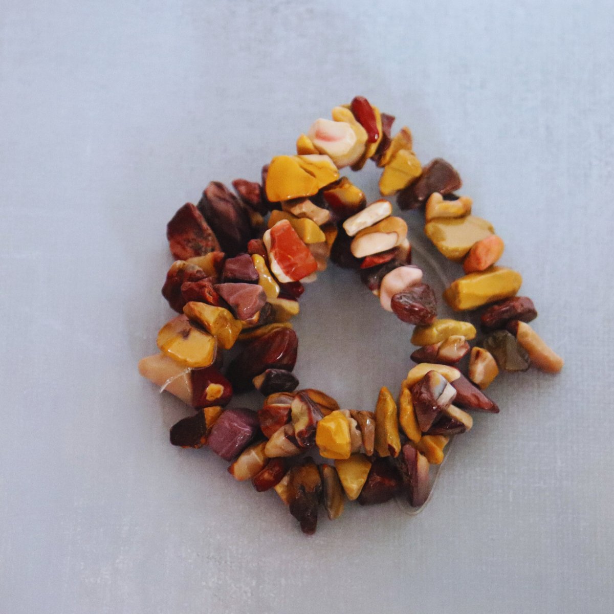 Perler i natursten til lav selv smykker - hel streng 40cm - Naturelle.dk